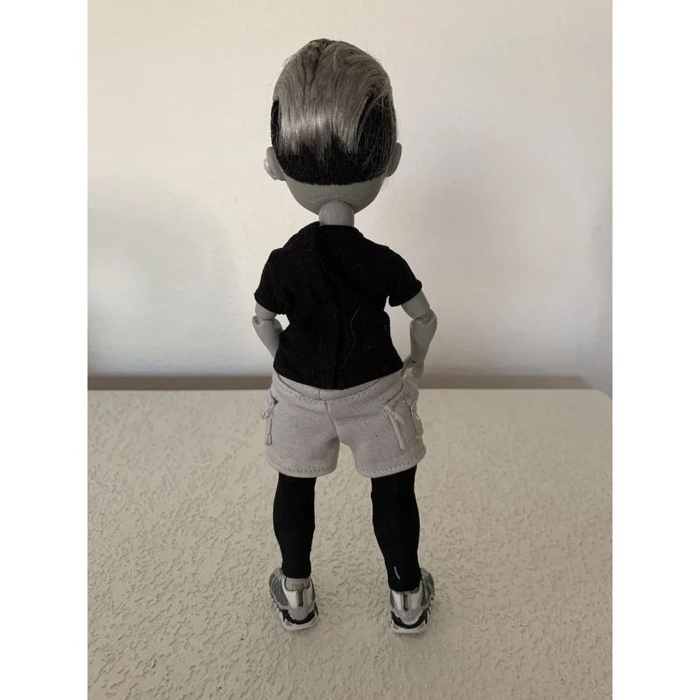 Rainbow High Shadow High Series 1 Ash Silverstone- Greyscale Boy Fashion Doll